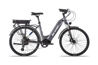 Bicicletă electrică pentru navetiști pe autostradă urbană